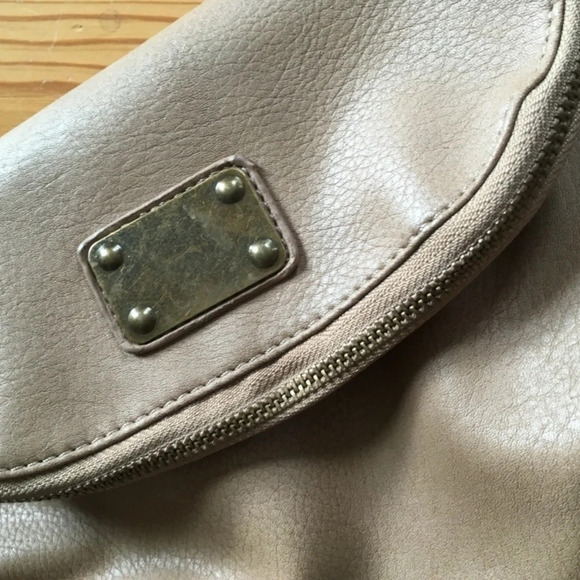 5/$25 Beige Vegan  Cross - Picture 4 of 5